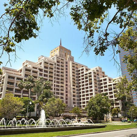 ホテル インターコンチネンタル ロサンゼルス センチュリー シティー エクステリア 写真